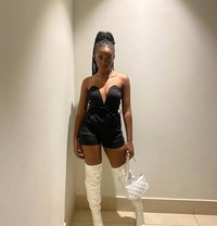 Sarah - escort in Şalālah