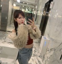 Sarah - puta in Guangzhou Photo 3 of 6