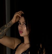 Sarah - escort in Guangzhou Photo 5 of 5