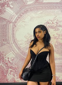 Sarah, Dripping Wet Pussy 🪐 - escort in Kathmandu Photo 4 of 4