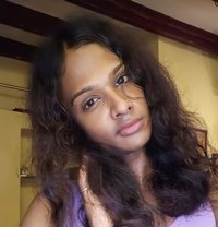 Sarah - dusky tamil Shemale - Acompañantes transexual in Chennai