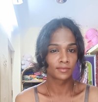 Sarah - dusky tamil Shemale - Transsexual escort in Chennai