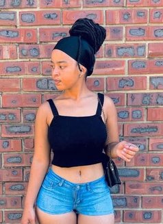 Sarah - escort in Candolim, Goa Photo 1 of 6