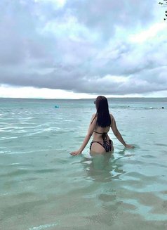 Sarah - puta in Erbil Photo 2 of 3