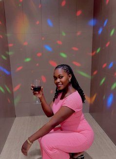 Sarah, Best Service - escort in New Delhi Photo 1 of 3