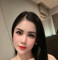 Sarah - escort in Amman