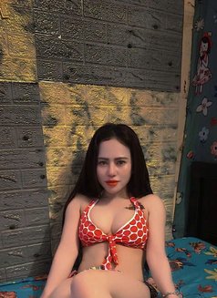 Sarah - escort in Bandar Seri Begawan Photo 5 of 6