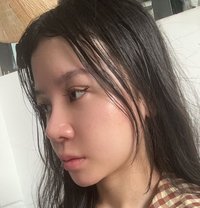 Sarah - escort in Manila