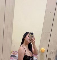 Sarah - puta in Singapore