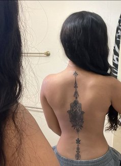 Sarah - escort in Carcassonne Photo 2 of 2