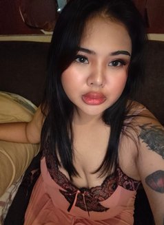 Sarah from Thailand - escort in Dammam Photo 7 of 12