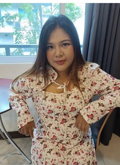 Sarah from Thailand - escort in Dammam Photo 11 of 12