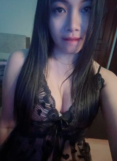 Sarah - masseuse in Al Manama Photo 1 of 8