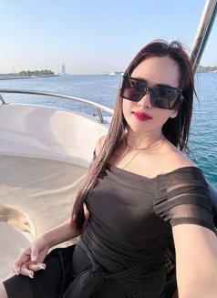 Sarah Gfe - puta in Dubai Photo 4 of 6