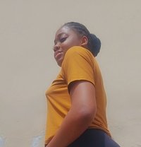 Sarah - escort in Accra