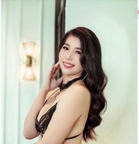 Sarah independent Nuru massage - puta in Dubai
