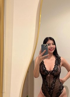 Sarah independent Nuru massage - escort in Dubai Photo 9 of 10