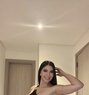Sarah independent Nuru massage - puta in Dubai Photo 5 of 8