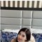 Sarah independent Nuru massage - puta in Dubai Photo 2 of 10