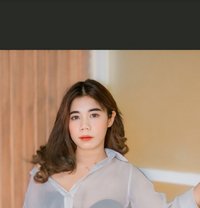 Sarah - puta in Bali Photo 5 of 7
