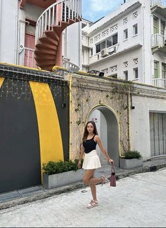 Sarah - escort in Bali Photo 5 of 11