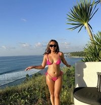 Bali babe Sarah - escort in Singapore