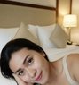 Sarah - escort in Singapore Photo 1 of 5