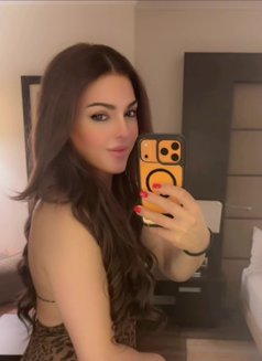 Sarah - Acompañantes transexual in İstanbul Photo 3 of 7