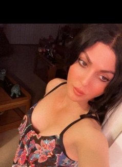 Ts sarah زياره - Transsexual escort in İstanbul Photo 10 of 14