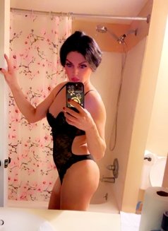 Ts sarah زياره - Transsexual escort in İstanbul Photo 12 of 14