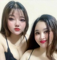 Sarah & Jenny Lesbian Couple and 3 Some - Acompañantes transexual in Abu Dhabi