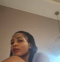 Sarah - puta in Ko Samui Photo 4 of 9