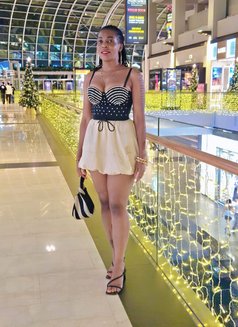 Sarah - puta in Ko Samui Photo 9 of 9