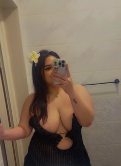 Sarah Lady - escort in Dammam Photo 8 of 11