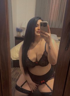 Sarah Lady - puta in Khobar Photo 12 of 14