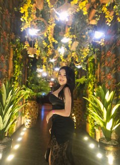Sarah Ladyboy - Masajista in Dubai Photo 6 of 13