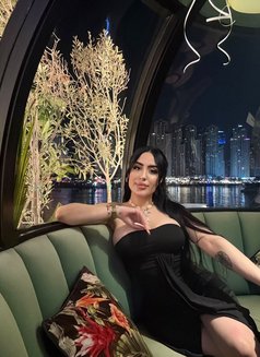 Sarah Lebanese - puta in Dubai Photo 13 of 18