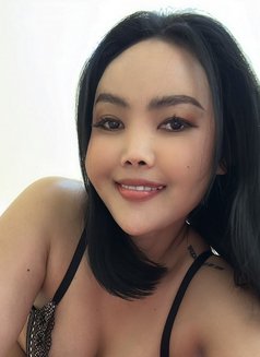 Sarah š¹š New in Doha - escort in Doha Photo 2 of 11