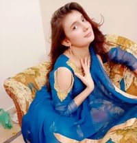 Sarah - escort in Doha