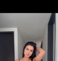 Sarah - escort in Al Manama