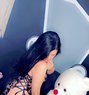 Sarah Syrian Model - escort in Dubai Photo 1 of 4