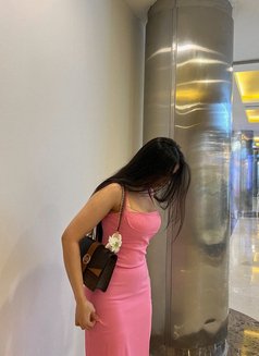 Sarah Syrian Model - escort in Dubai Photo 4 of 4