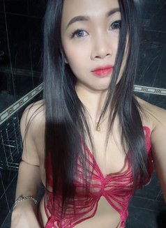 Sarah - masseuse in Al Manama Photo 12 of 14