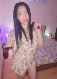 Sarah🇹🇭 - masseuse in Al Manama Photo 9 of 11