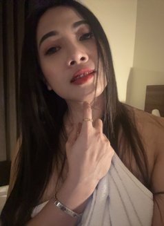 Sarah (Juffair) - Masajista in Al Manama Photo 13 of 18