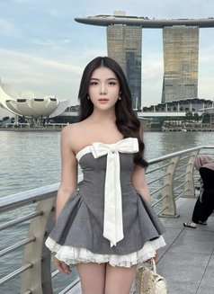 Sarah - escort in Bangkok Photo 10 of 12