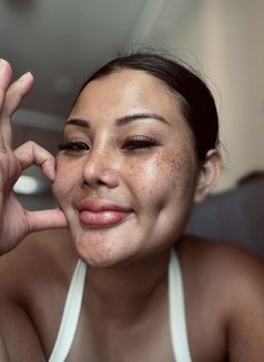 Sarah - escort in Iwakuni Photo 17 of 18