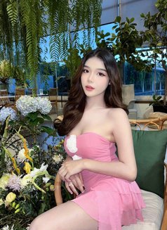 Sarah - escort in Taichung Photo 11 of 12