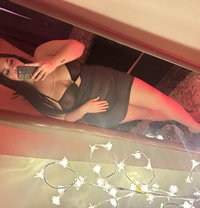 Sarah - puta in Al Juffair