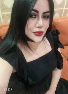 Hot Sarah - escort in Muscat Photo 1 of 5